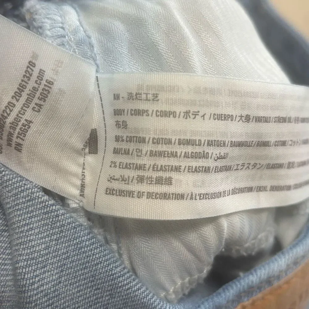 Hollister Curvy Ultra High Riser Dad Jean Light Wash Size‎ 0